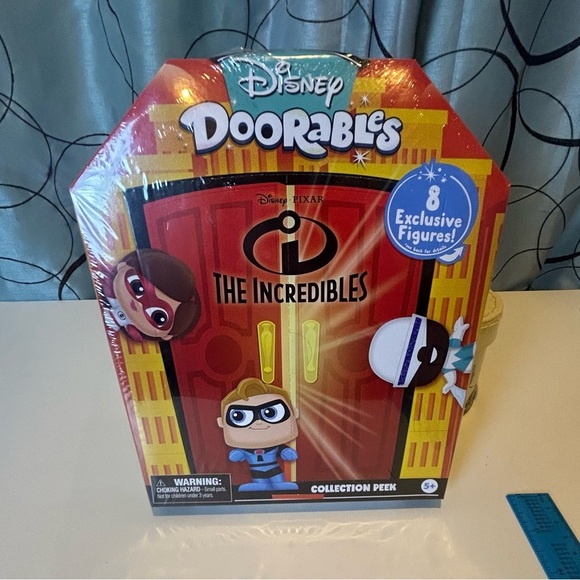 Disney Doorables NEW collection 8 exclusive figures Pixar 2023 - Picture 2 of 5